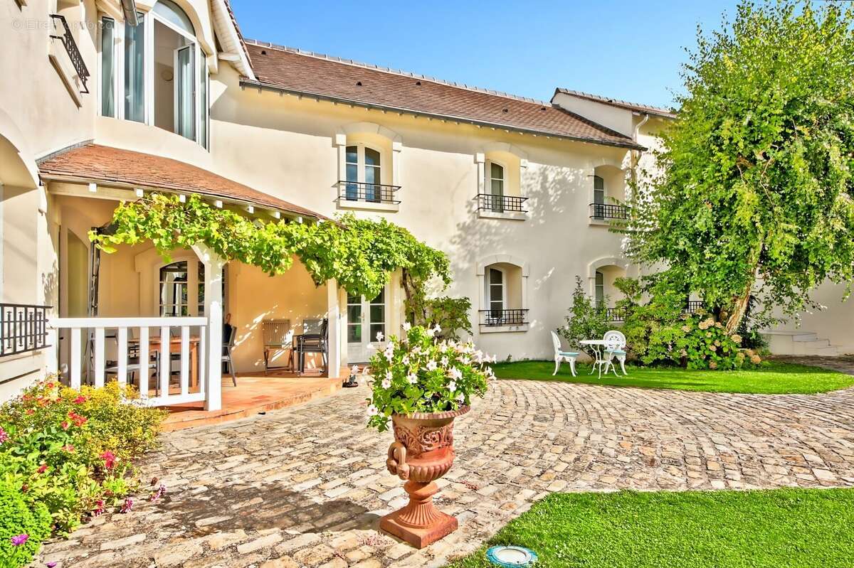 Maison à NOISY-LE-ROI