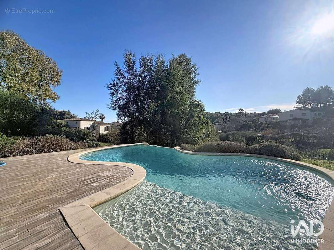 Photo 2 - Maison à ANTIBES