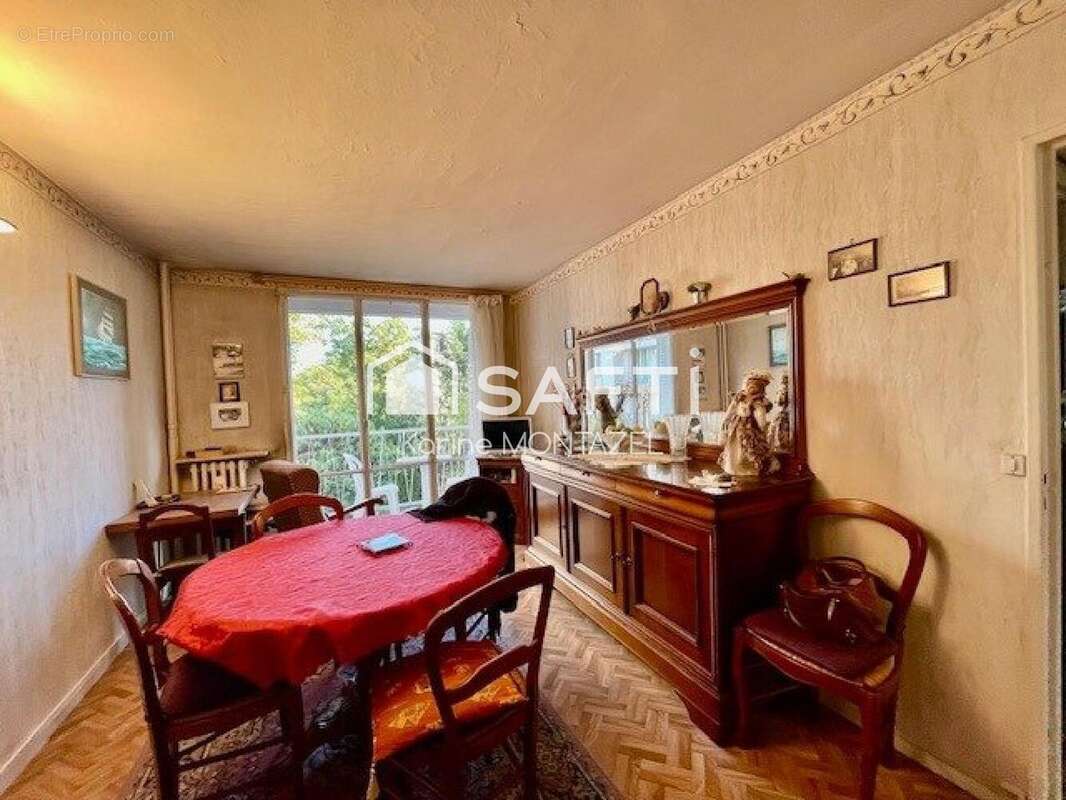 Photo 2 - Appartement à IVRY-SUR-SEINE