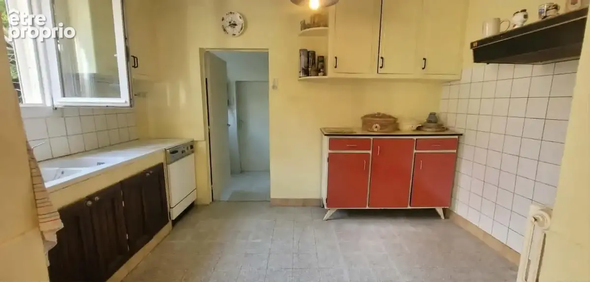 Maison 116 m² – F5 + F2 – Terrain 836 m² – Garage et dépendances - photo 5