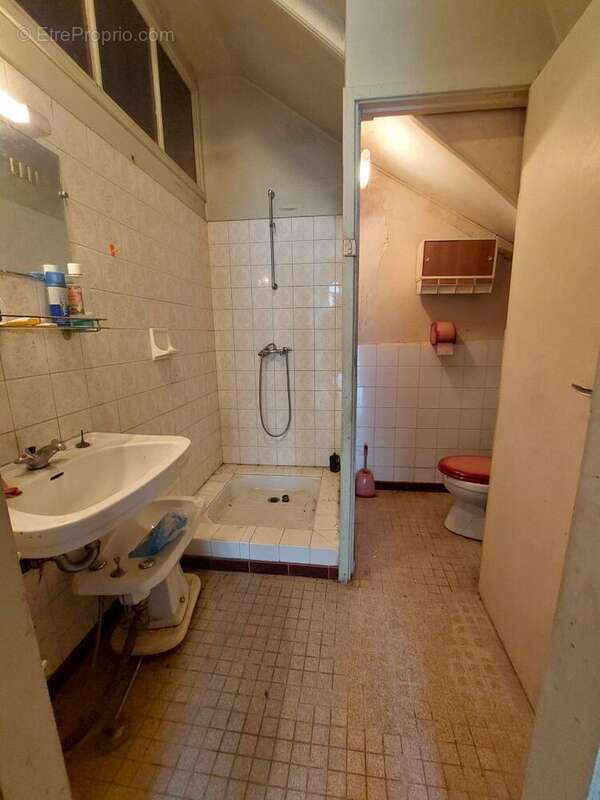 SDE  WC - Maison à ARBAS