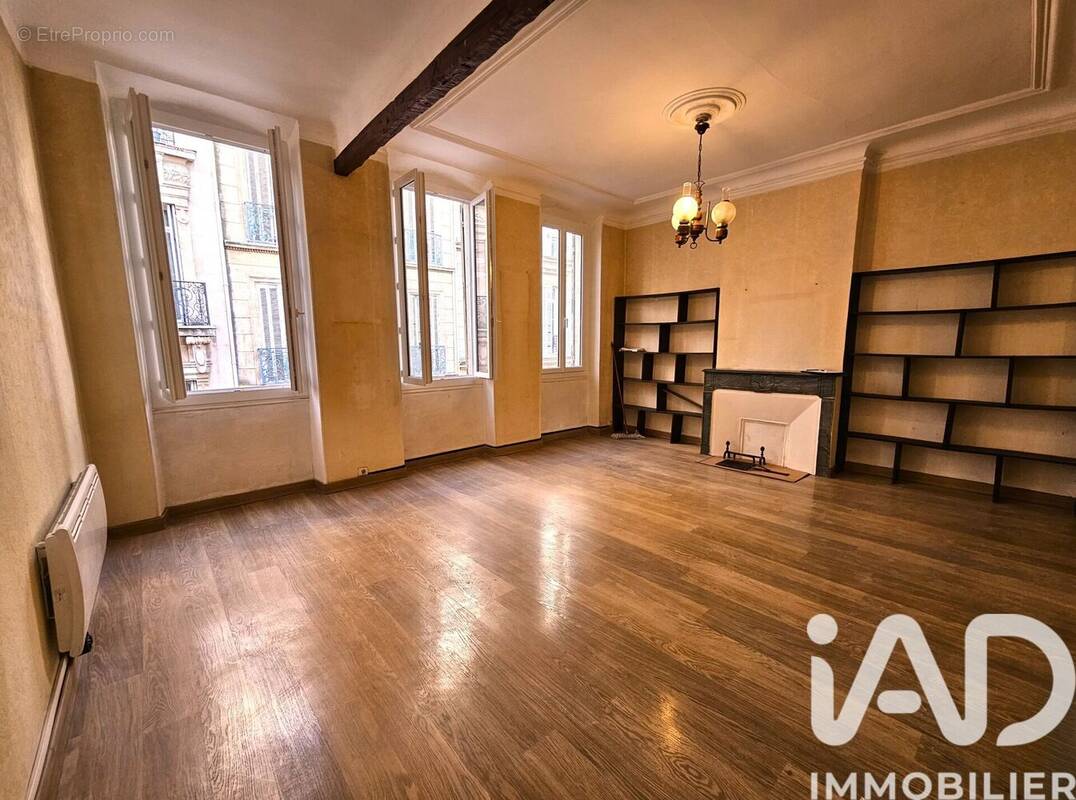 Photo 1 - Appartement à MARSEILLE-1E