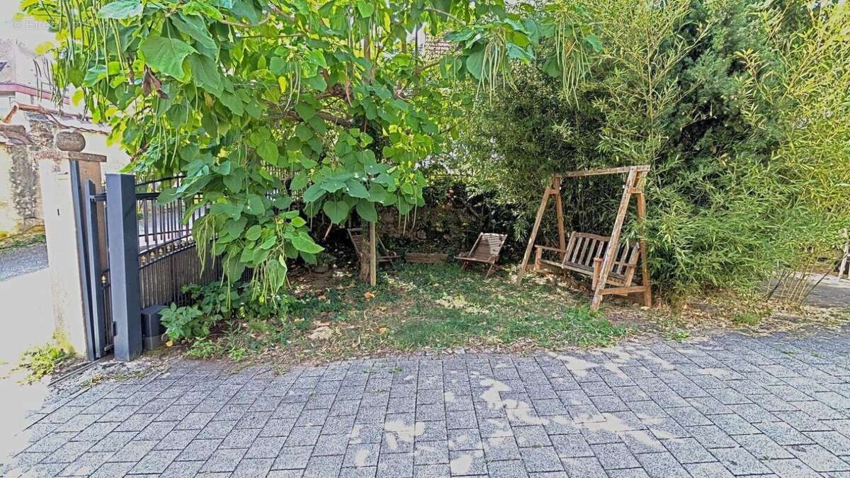 Appartement à VILLE