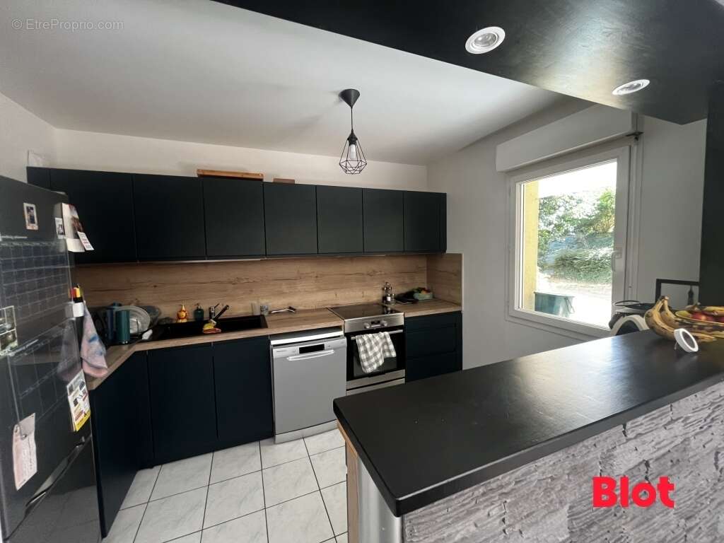 Appartement 66 m² à Orgeres  - photo 2