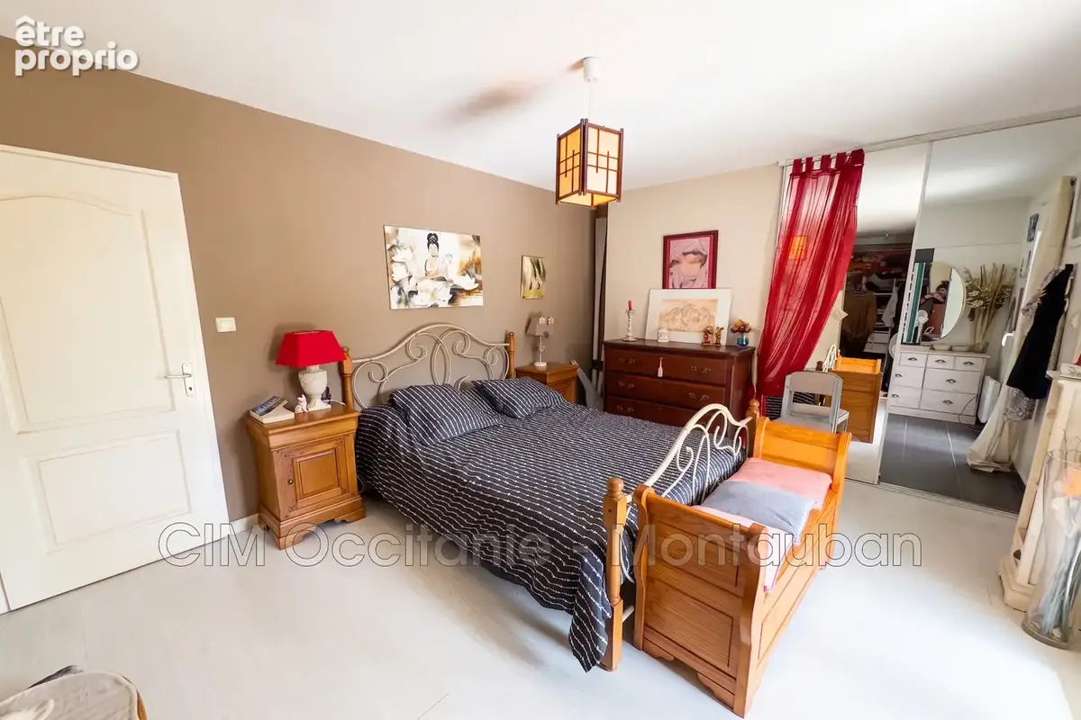 Maison 4 pièces 137 m² à vendre à Saint-Nauphary (82370) - photo 6