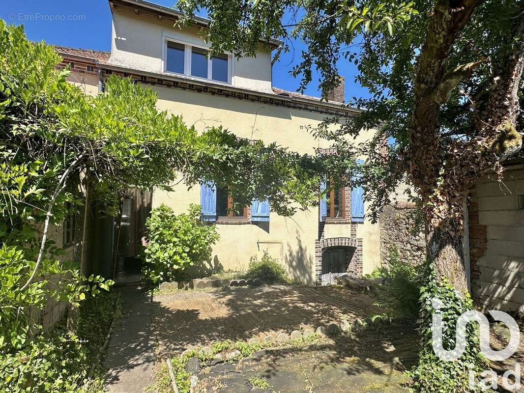 Photo 2 - Maison à COURTENAY