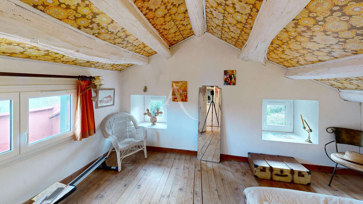 Maison à MIRAVAL-CABARDES