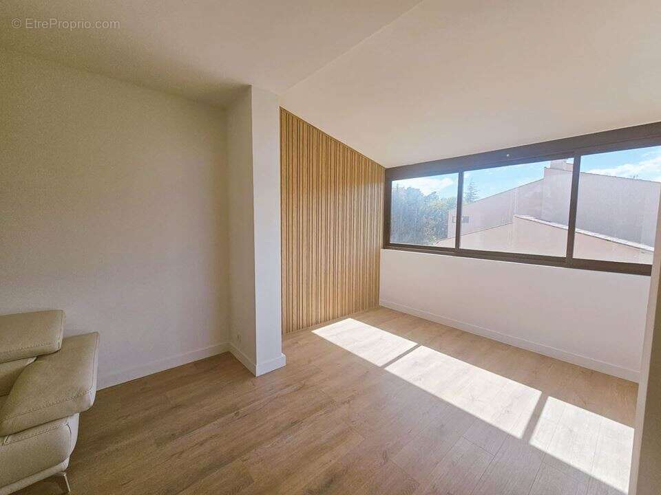Appartement 80 m² à Mougins  - photo 2