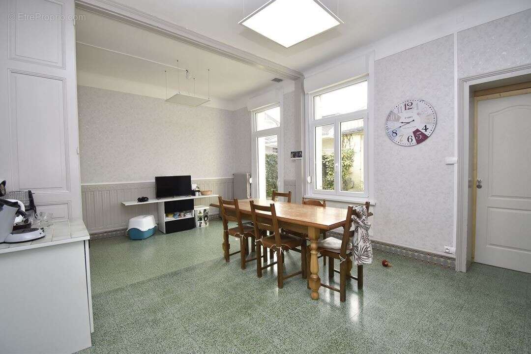 Maison 147 m² à Caudry  - photo 4