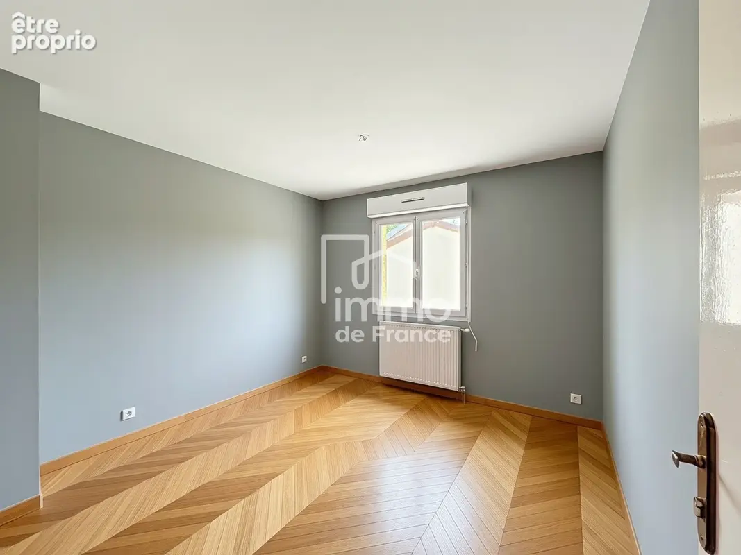 Maison Oyonnax 4 pièce(s) 100 m2 - photo 11