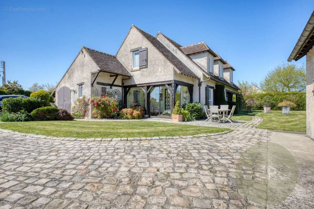 Maison à RAMBOUILLET