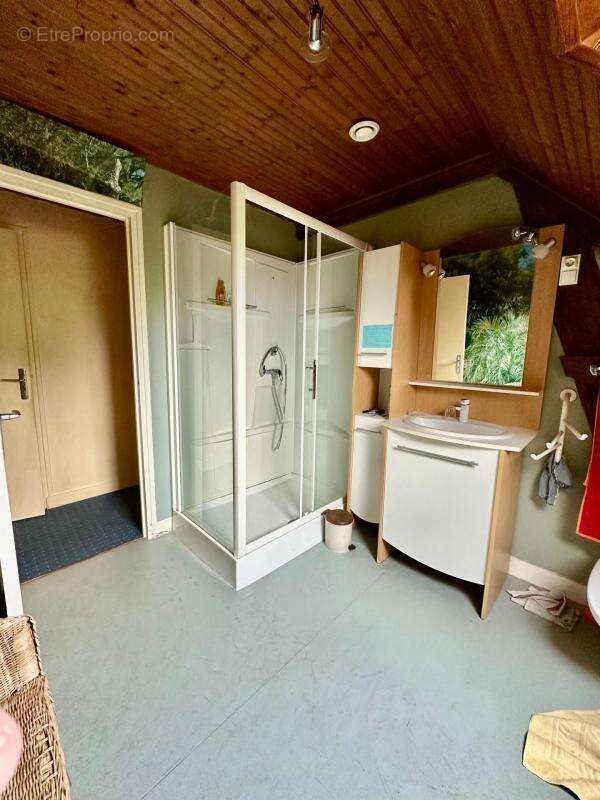 Maison à LA GUIERCHE