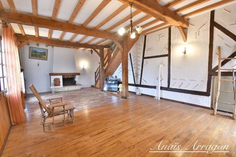 Maison à LAVERGNE