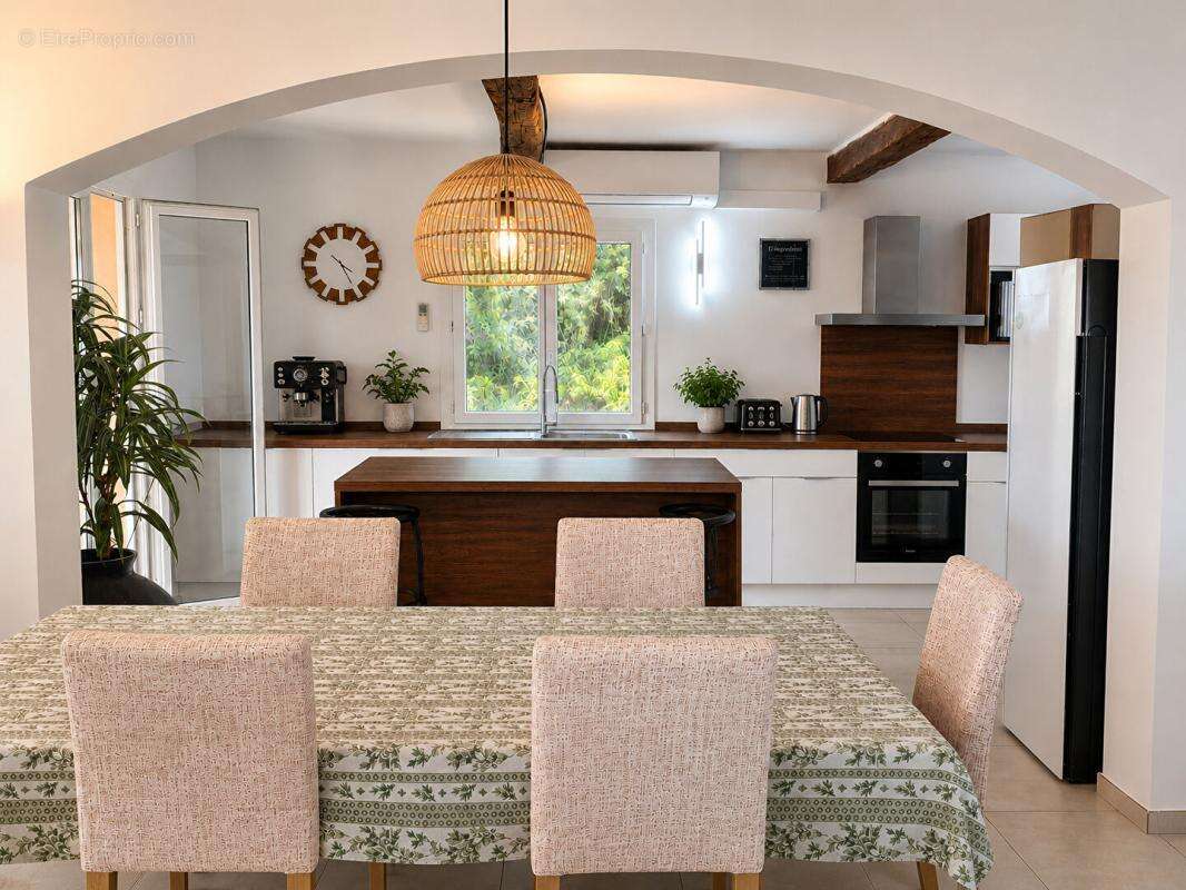 Superbe villa vue mer proche du village - photo 8