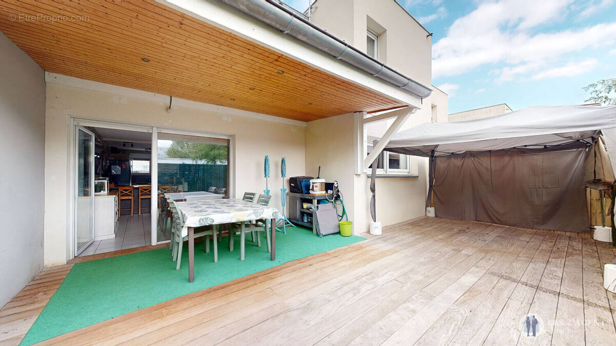 Maison à SAINT-MARTIN-D&#039;HERES