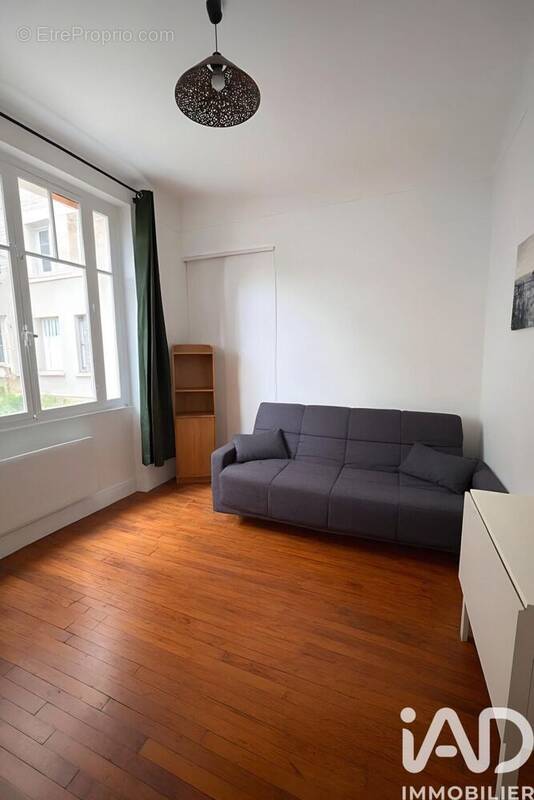 Photo 1 - Appartement à COURBEVOIE