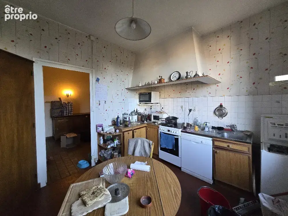 Maison familiale de caractère à Chaponost, 244 m2 habitables (304 m2 au sol total) sur terrain clos et arboré - photo 23