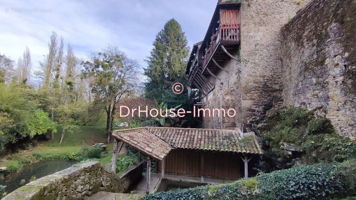 Maison à CASTELMORON-D'ALBRET