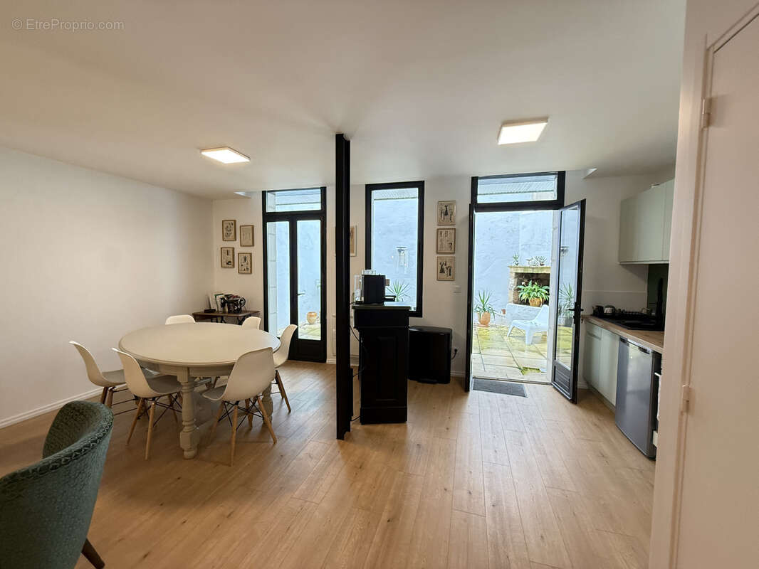 Appartement à BORDEAUX