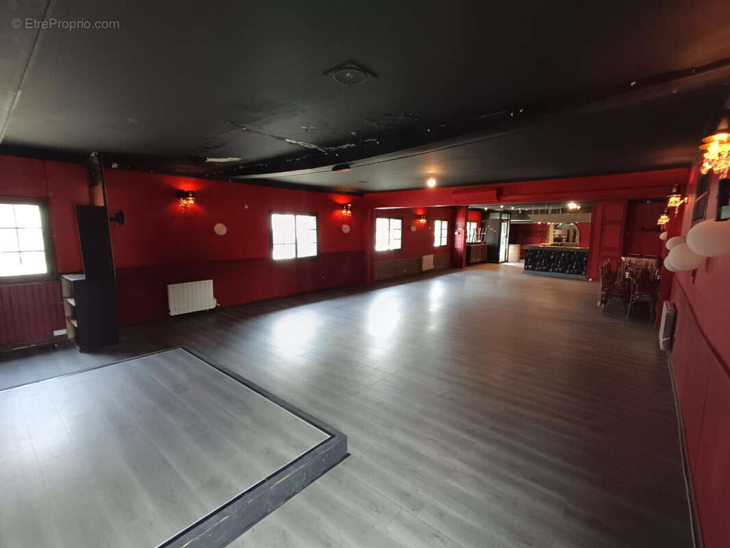 Restaurant de 400 m2 + 2 appartements - photo 5
