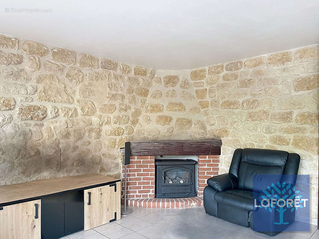 Maison à DOUCHY-LES-MINES