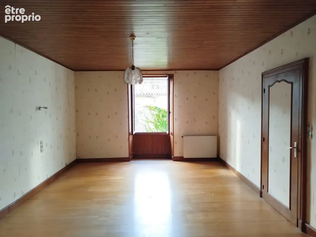 Maison 8 pièces 127 m² à vendre à Chef-Boutonne (79110) - photo 5
