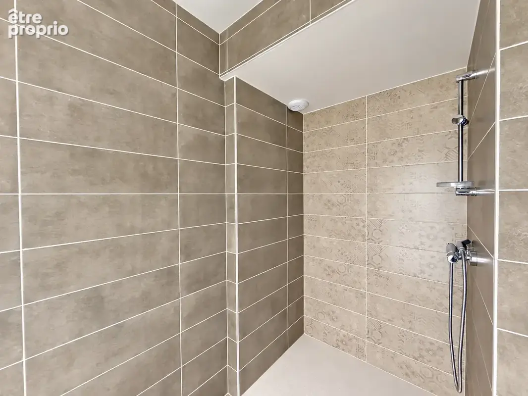 Appartement en duplex à vendre à Saint-Romain-en-Gal - photo 17