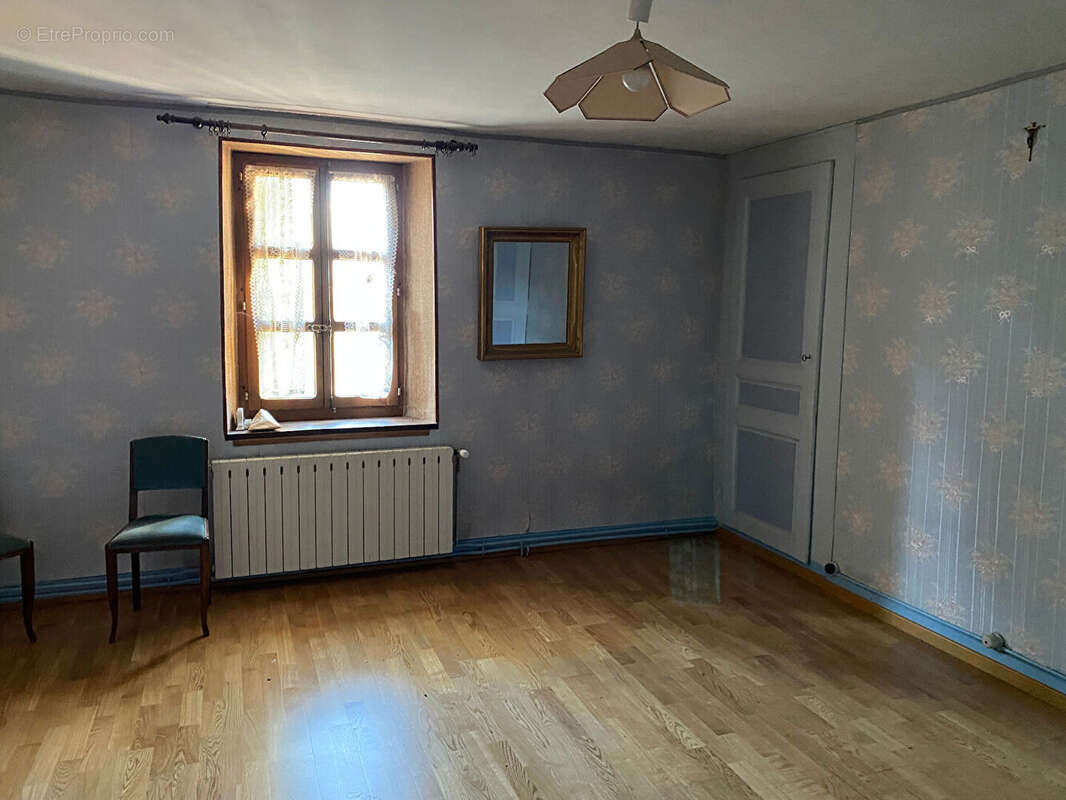 Maison à DIVONNE-LES-BAINS