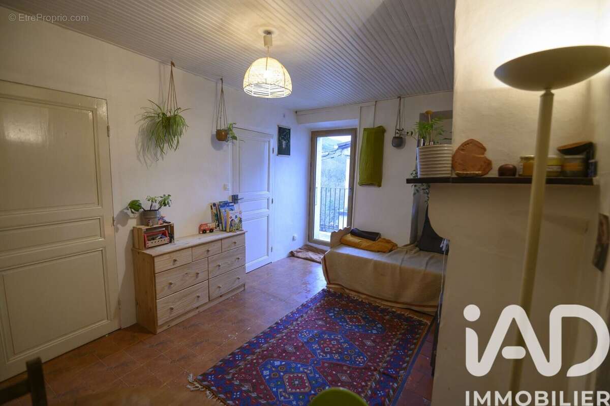 Maison 100 m² à La Motte-Chalancon  - photo 3