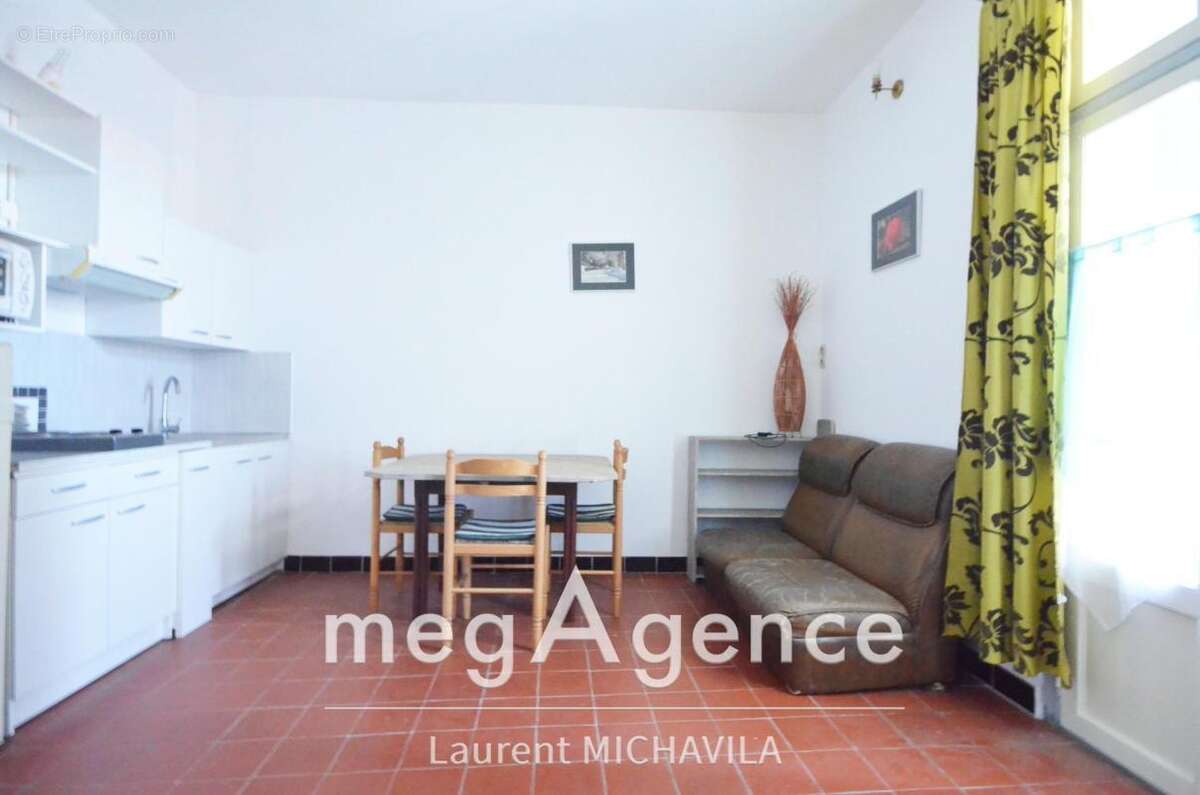 Maison à VILLENEUVE-LES-BEZIERS
