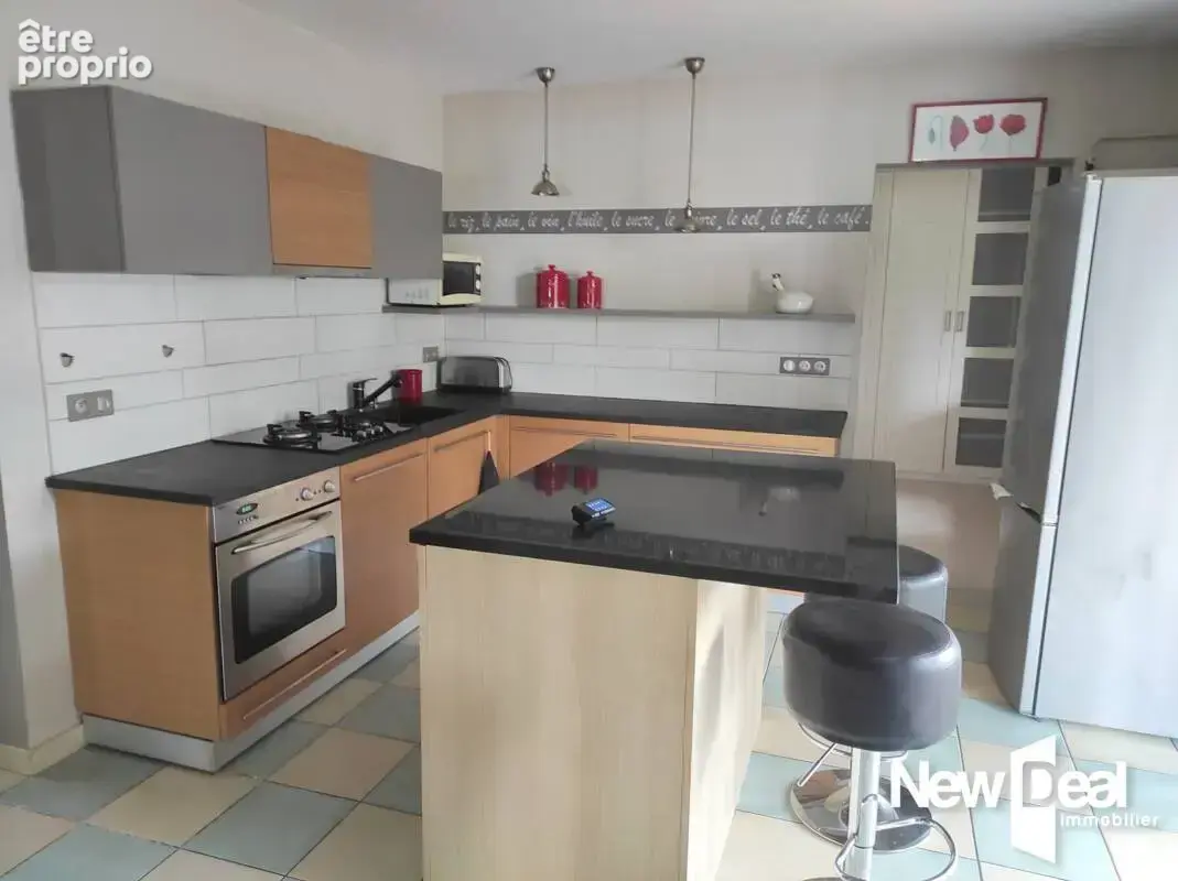 Longere en pierre de 200 m² avec grand jardin et piscine - photo 5