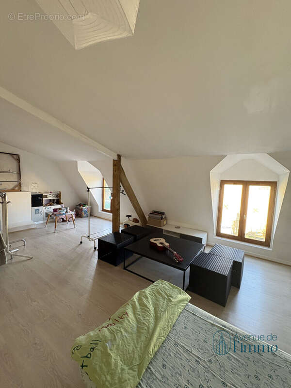 Maison 139 m² à Doue-La-Fontaine  - photo 5