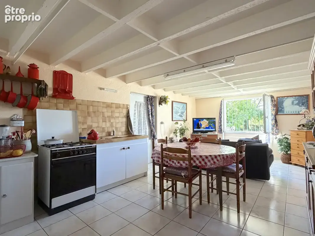 Maison avec grand terrain et fort potentiel   Poitiers - photo 12