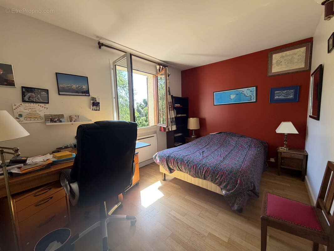 Maison 140 m² à Chevreuse  - photo 8