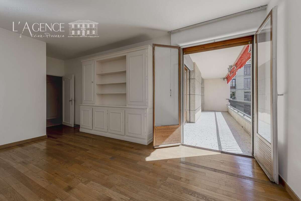 Appartement T4 centre-ville à pied Aix en Provence - Appartement à AIX-EN-PROVENCE