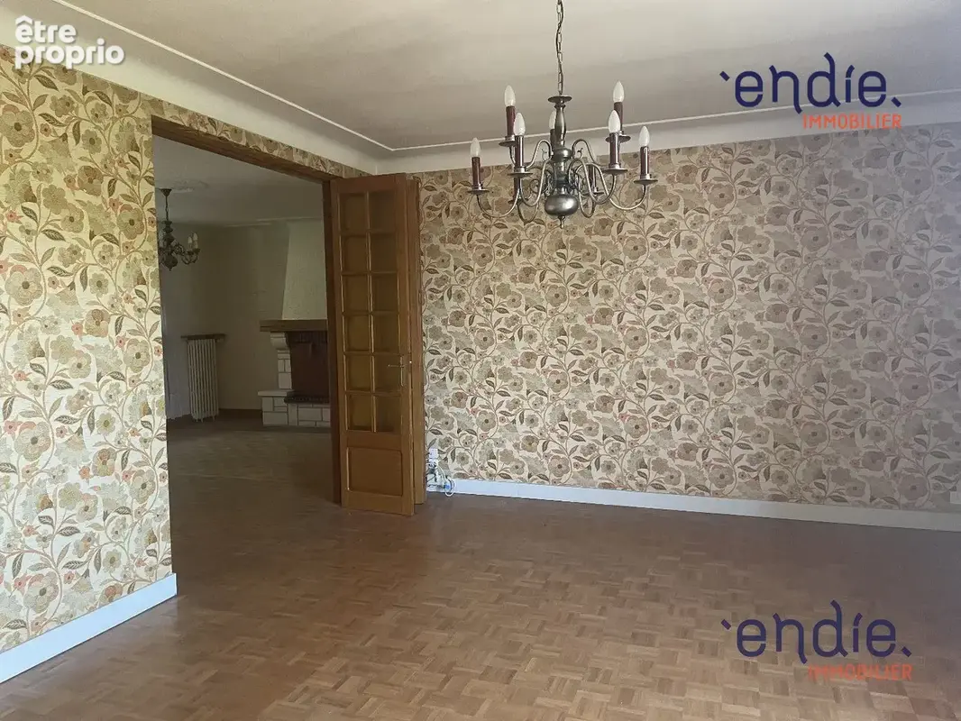 Maison 6 pièces 127 m² à vendre à Moncontour (86330) - photo 3