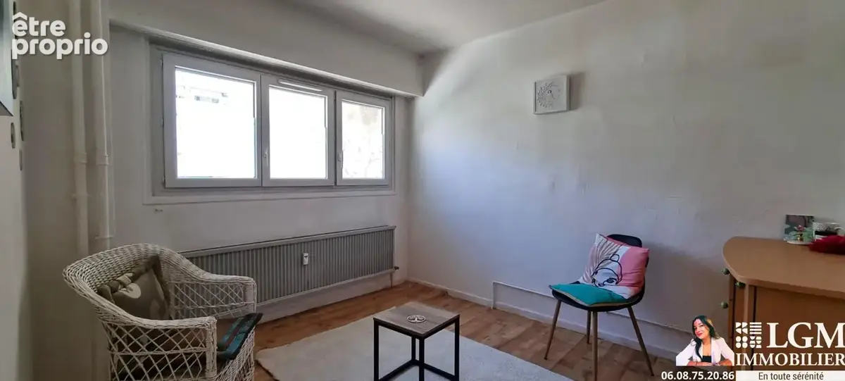 Aix Ouest – Local 74 m² – Loyer 863 € HT – Parking – Bail 2029 - photo 6
