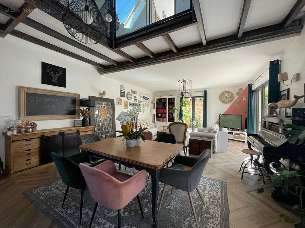 maison d'exception, DPE A, toutes commodités à pied - photo 8