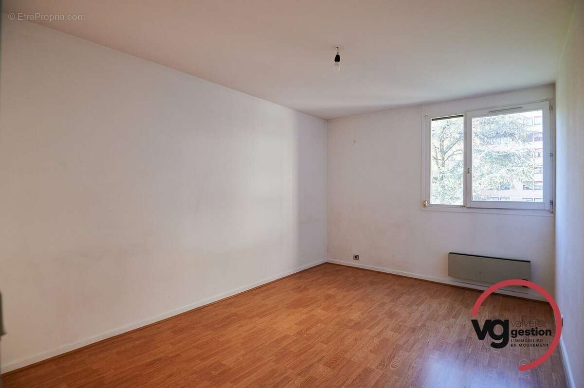 Appartement à TASSIN-LA-DEMI-LUNE