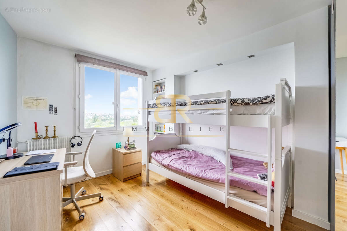 Appartement à CHAMPIGNY-SUR-MARNE
