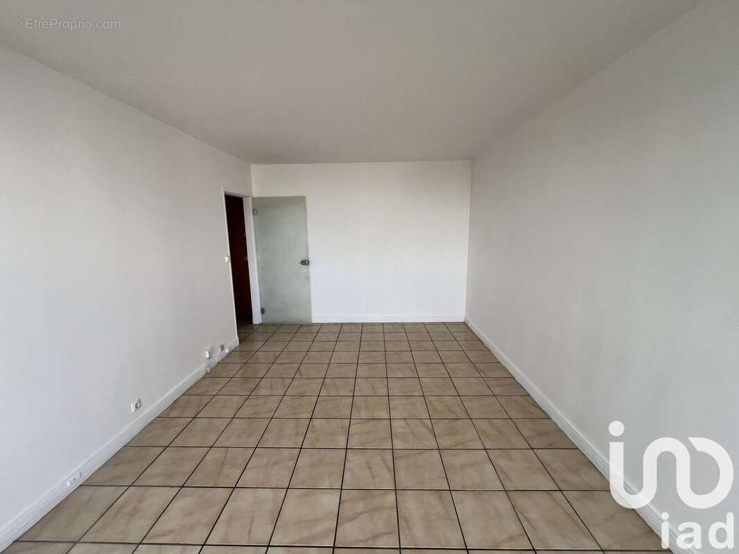 Photo 7 - Appartement à RIS-ORANGIS