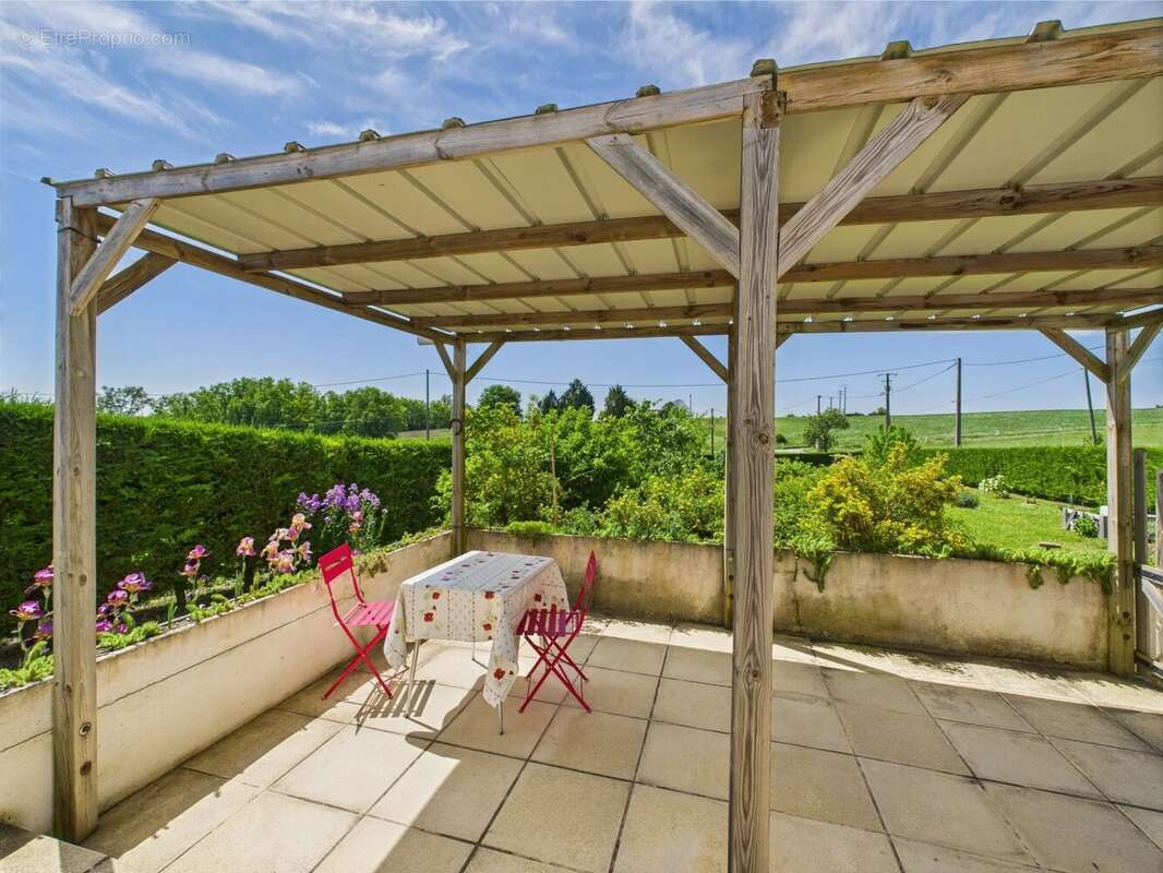 Maison à MONFLANQUIN