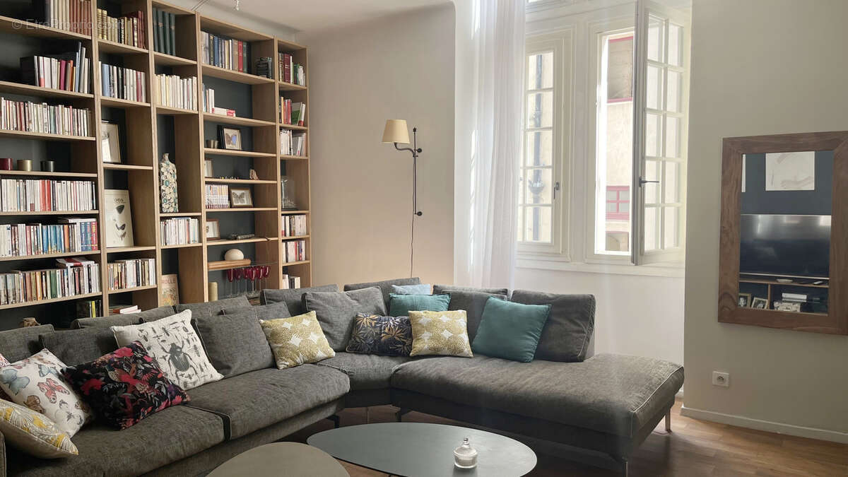 Appartement à NIMES