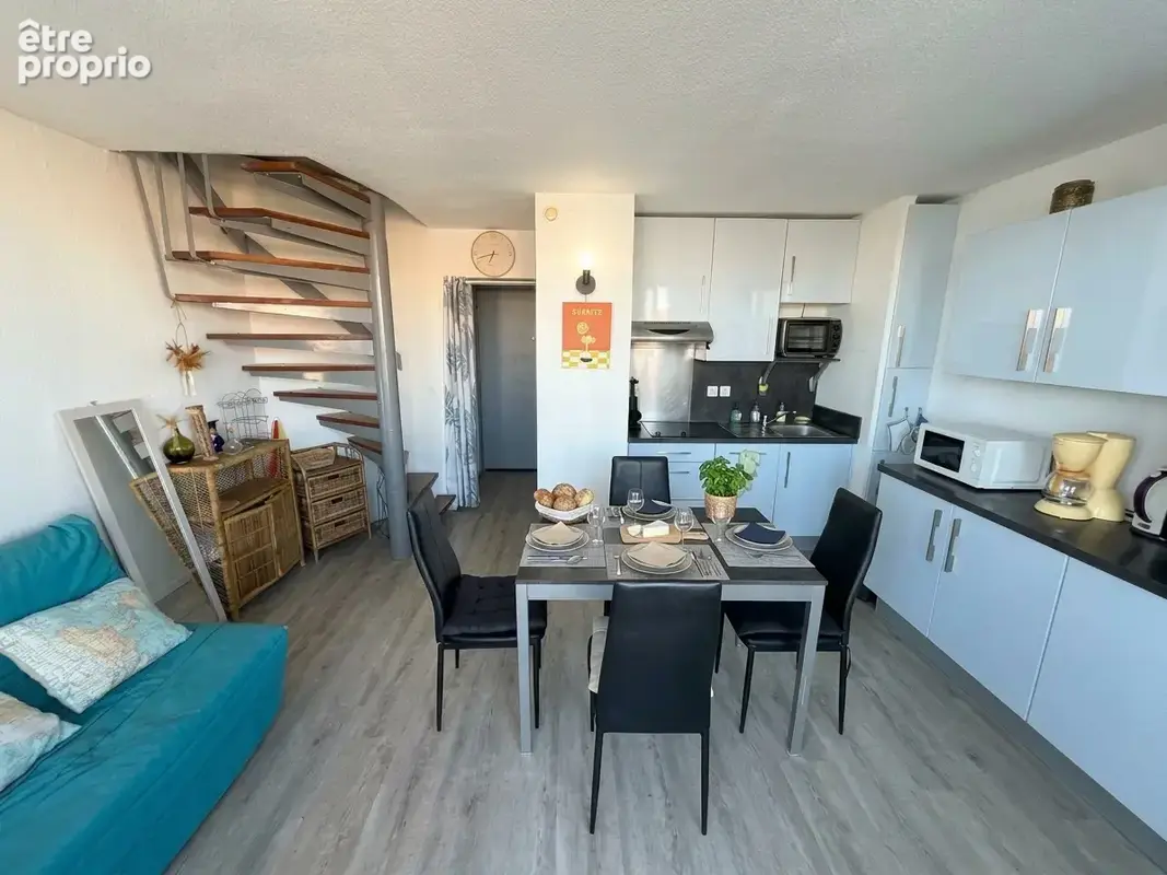 Rare à Le Barcarès   Duplex T3 au bord de l'eau avec vue panoramique & comble aménageable - photo 3