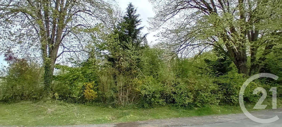 Terrain à PERONNE