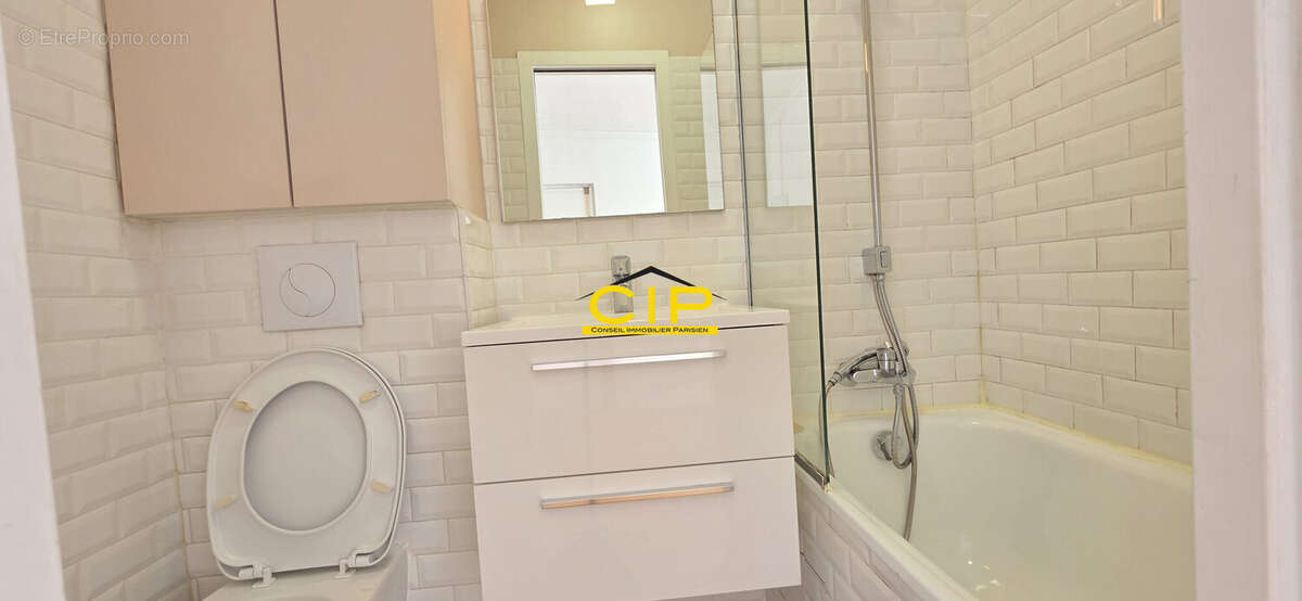 Appartement à PARIS-20E