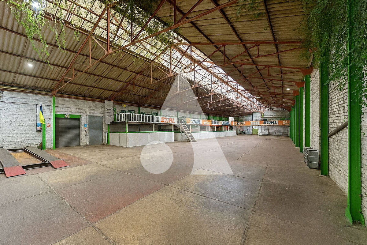 Commerce à FRESNES-SUR-ESCAUT