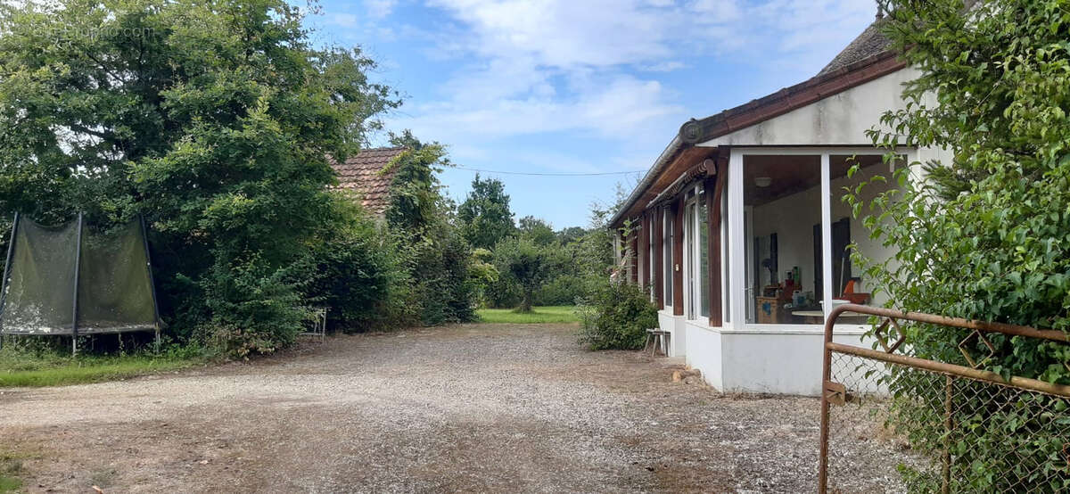 Maison à BELLEVESVRE