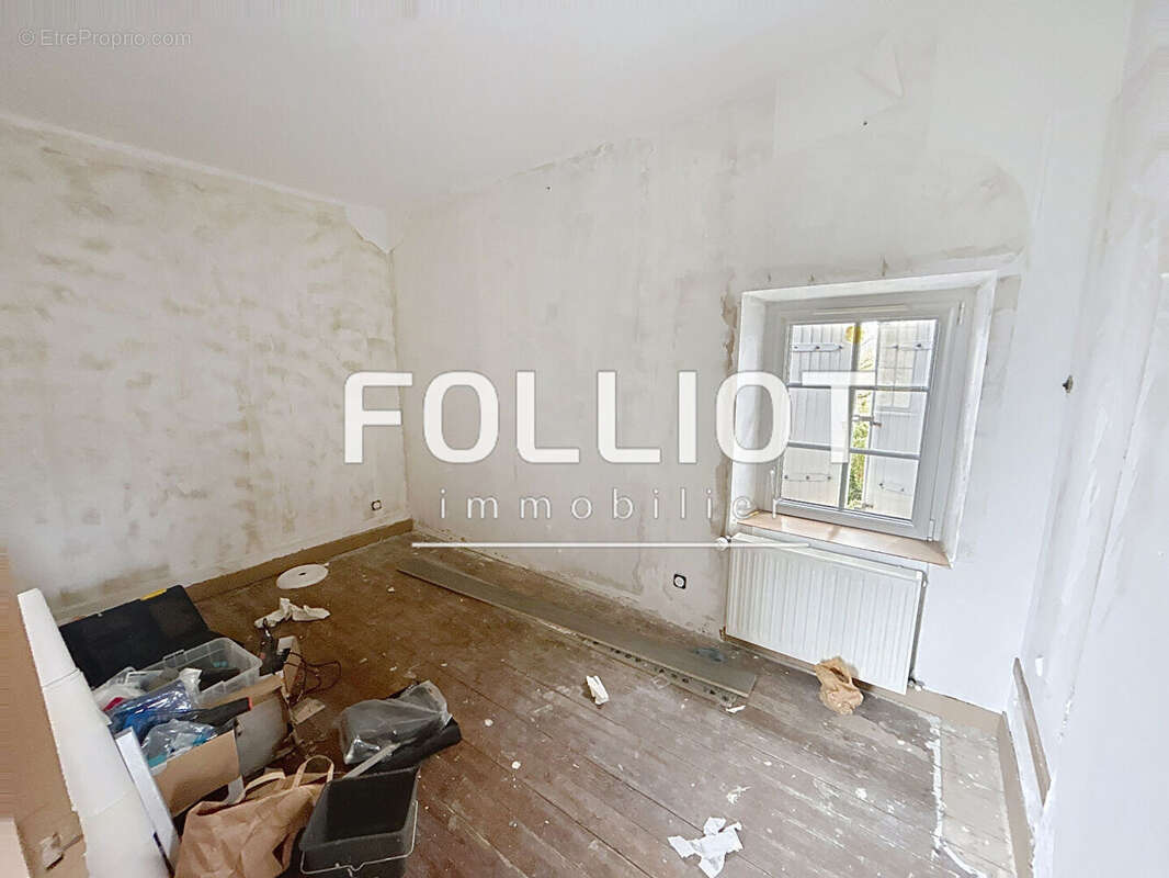 Maison à SAINT-SEVER-CALVADOS