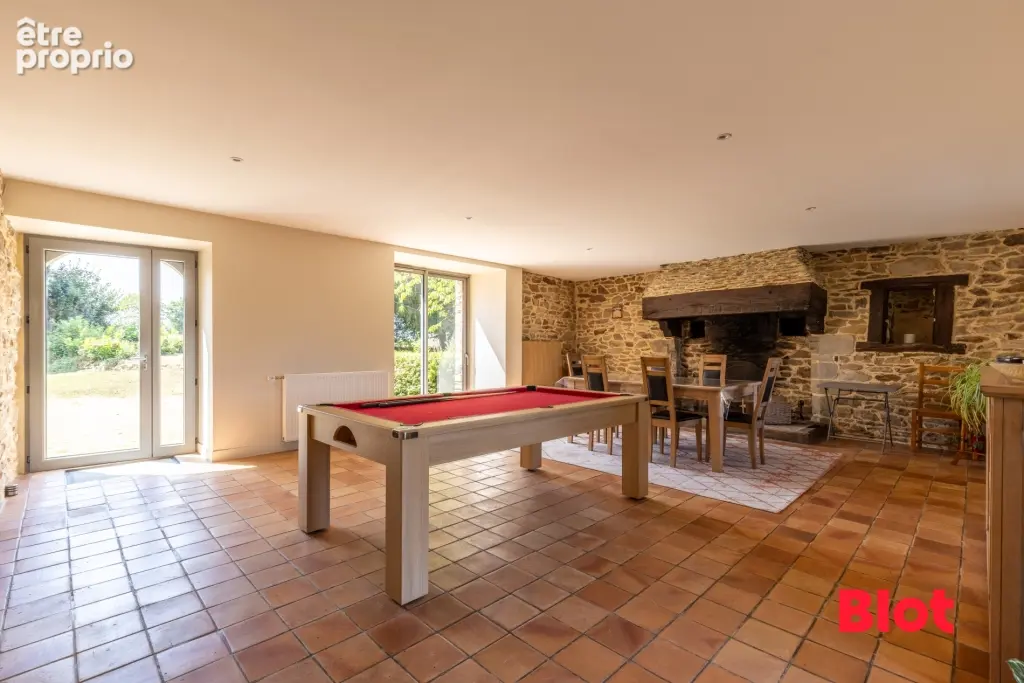 Maison 9 pièces 199 m² à vendre à Saint-Jean-Sur-Vilaine (35220) - photo 2